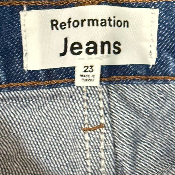 Reformation Medium Blue Button Fly Cynthia High Rise Long Straight Jeans size 23 - Picture 3 of 10